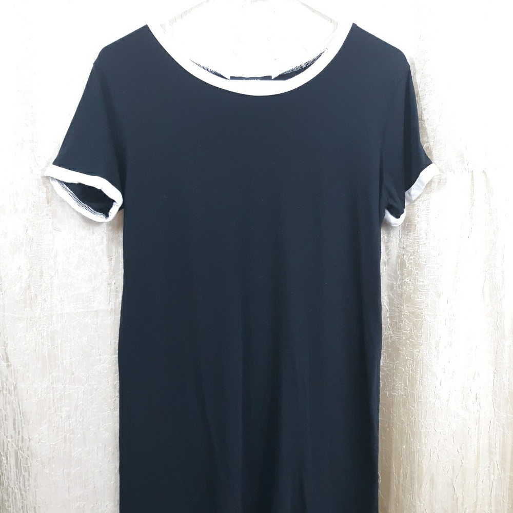 Forever21 Small Black & White Tshirt Dress